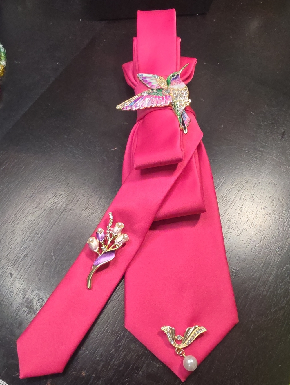 Women’s Pink Satin Neck Scarf with Decorative Brooches